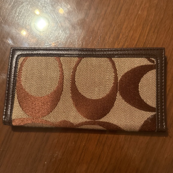 Coach Tan and Brown Signature Wallet - Picture 2 of 3